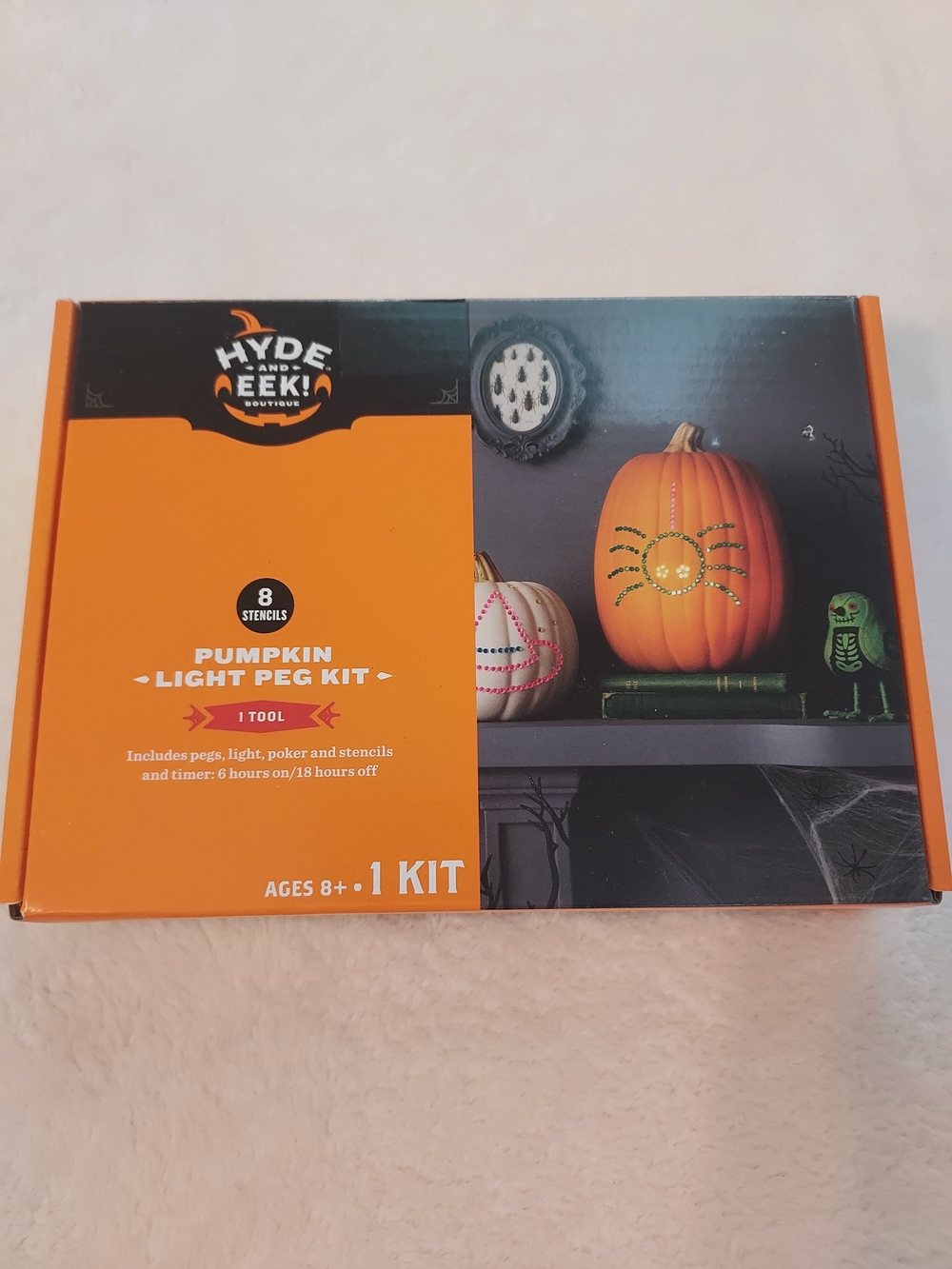 Hyde & EEK! 410 Pc Pumpkin Light Peg Kit Halloween Sparkle Activity Decor Crafty